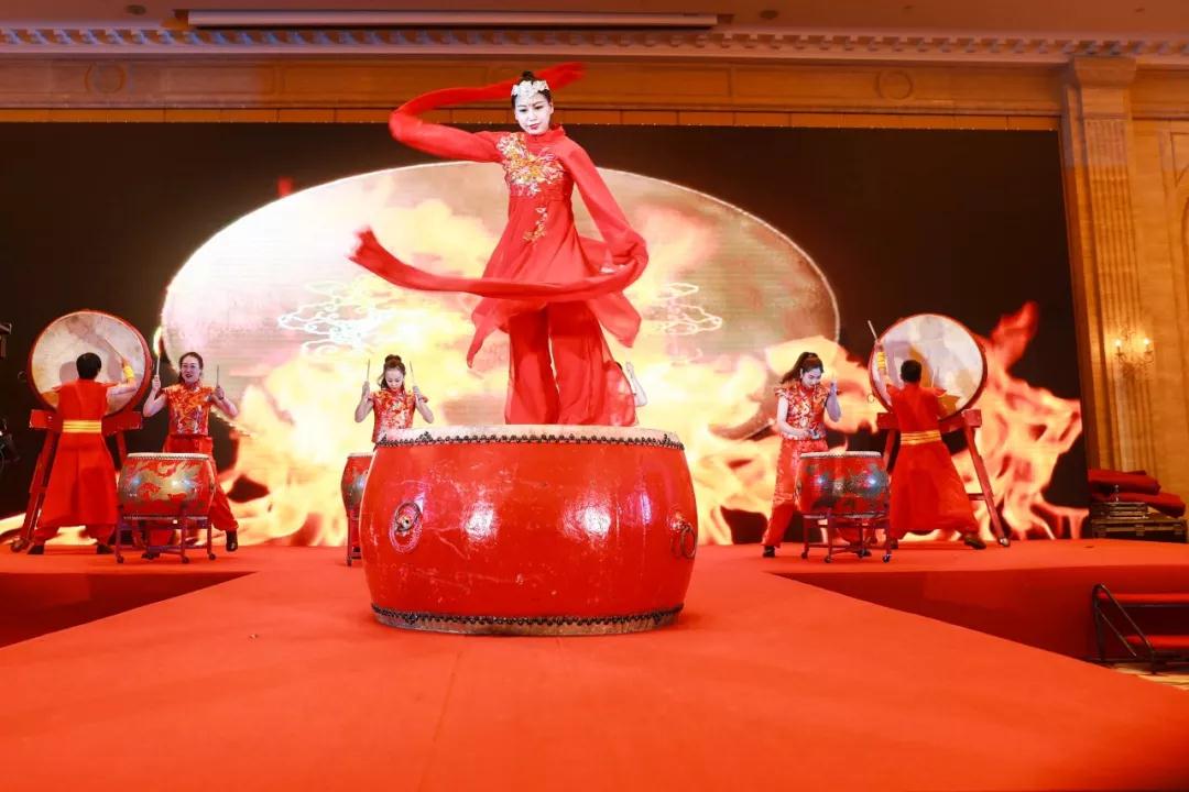 熱烈慶祝“變革創新 揚帆未來”北京中成康富2019年合伙人年會勝利召開